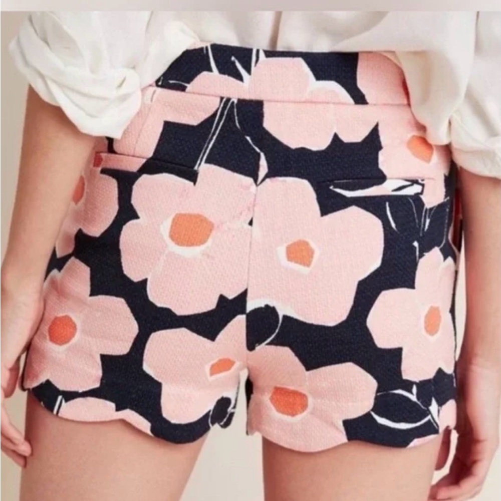 Anthropologie Georgie Scalloped Pique Daisy Floral Print Shorts - Picture 3 of 10